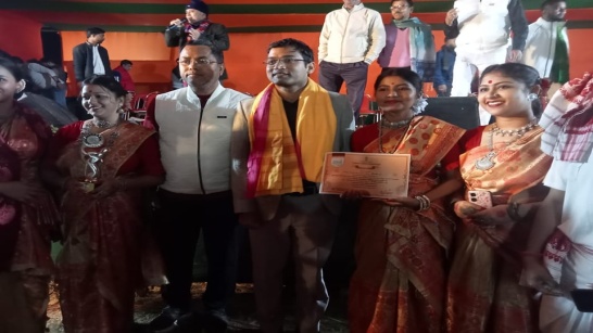 Assam Sanskritik Mahasangram LAC Level Competition for Patharkandi Constituency was held on 18th and 19th Dec 2023. Hon'ble MLA & Chairman LAC level Committee, Patharkandi Shri Krishnendu Paul, Shri Mridul Yadav, IAS, District Commissioner, Smti Priyanka Yumnam, ACS Asstt Commissioner and CDO i/c, BDO i/c Lowairpoa, GP Secretaries, PRI members, participants and locals were present in the event. All the participants beautifully displayed their performance making the event a grand celebration of art and cultu