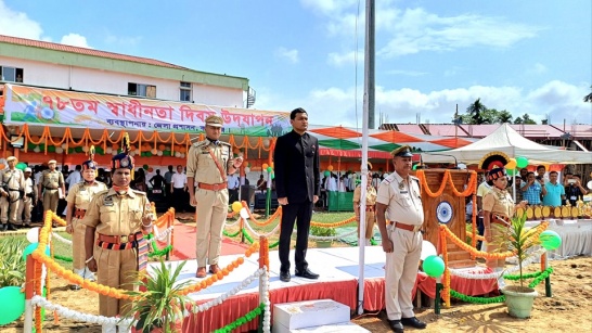 ১৫ই আগস্ট, বৃহস্পতিবার করিমগঞ্জ জেলা প্রশাসনের ব্যবস্থাপনায় ৭৮তম স্বাধীনতা দিবস উদযাপন করা হয়